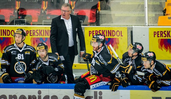 Als wäre er nie weg gewesen: Doug Shedden peitscht seine Jungs nach vorne.