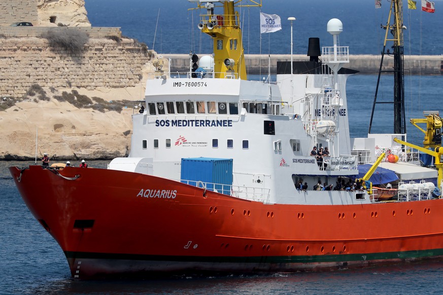 epa07042806 (FILE) - The SOS Mediterranee NGO rescue vessel MV Aquarius, which was stranded in the Mediterranean with some 141 migrants on board, enters the Grand Harbour in Senglea, Valletta, Malta,  ...