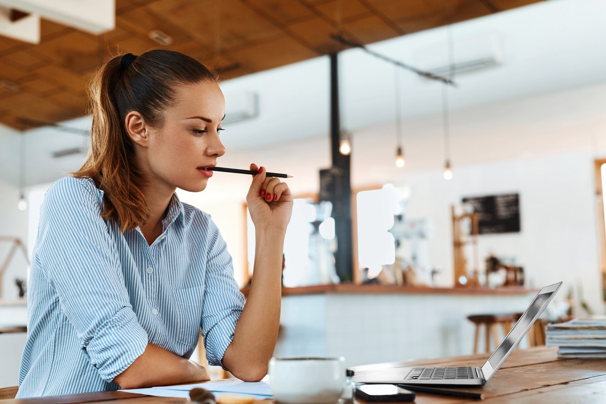 Obwohl mehr Frauen als Männer studieren, sind sie in den Naturwissenschaften deutlich in Unterzahl.