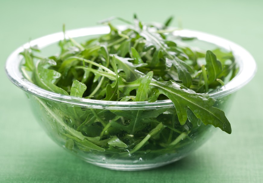 rucola salat vegetarisch essen food gemüse