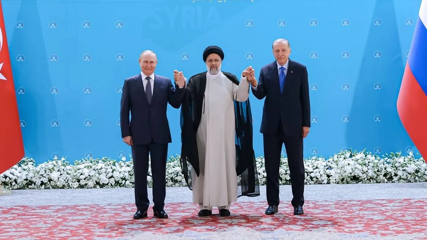 Putin und Erdoğan mit dem iranischen Präsidenten Ebrahim Raisi (Archivbild): Das islamische Regime gilt als enger Verbündeter Russlands.