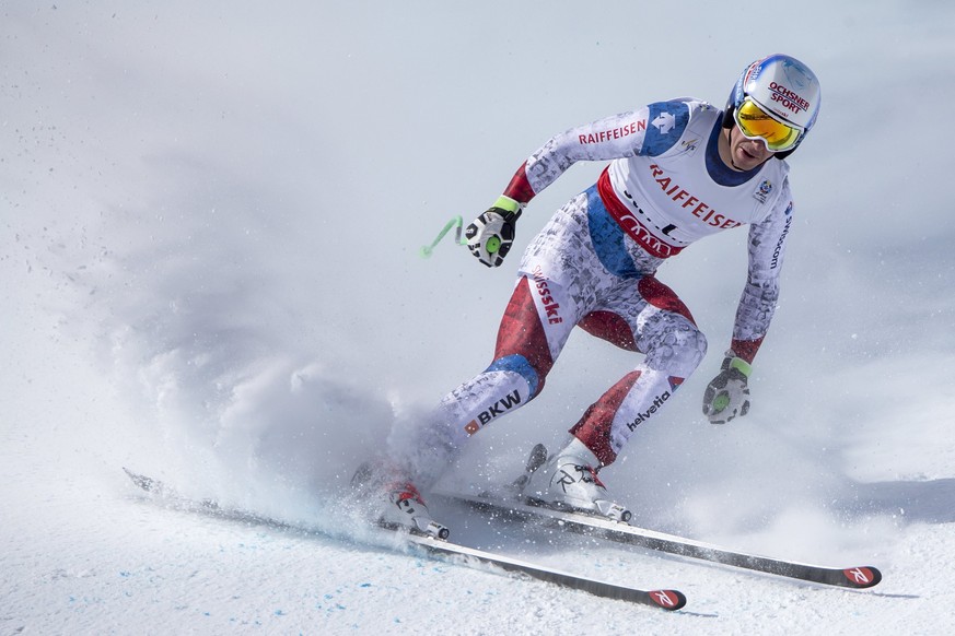 epa05788252 Carlo Janka of Switzerland reacts in the finish area during the Men&#039;s Downhill race at the 2017 FIS Alpine Skiing World Championships in St. Moritz, Switzerland, 12 February 2017. EPA ...