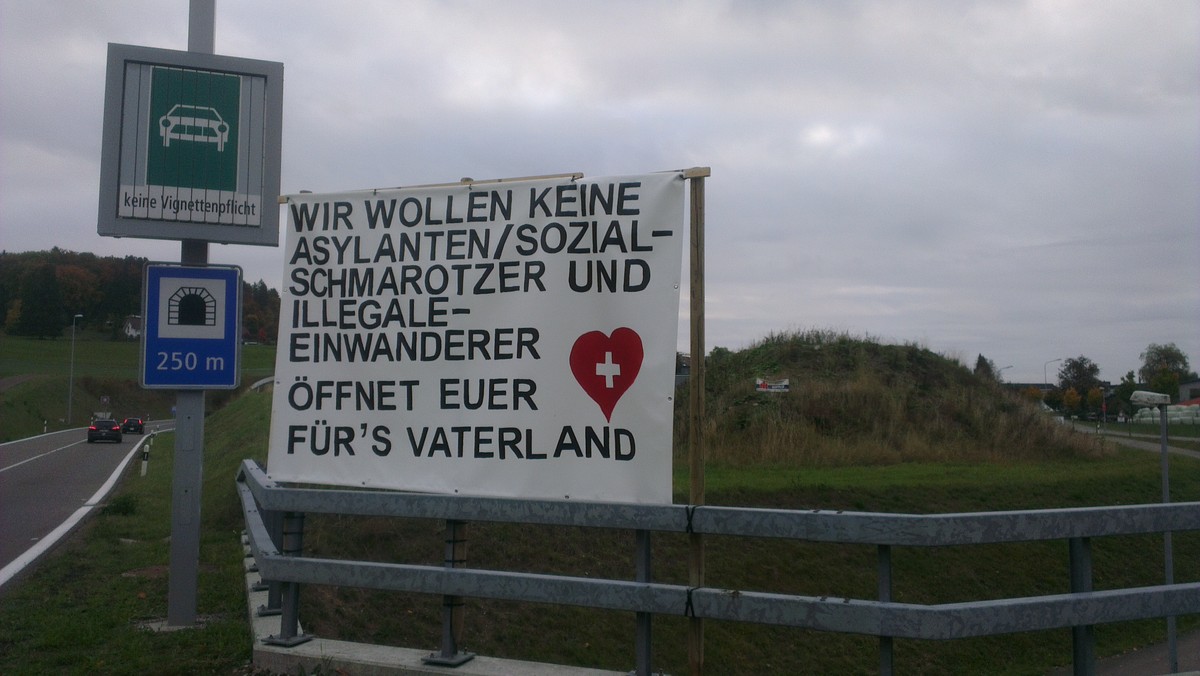 Dieses Schild ziert den Dorfeingang von Oberwil-Lieli.&nbsp;