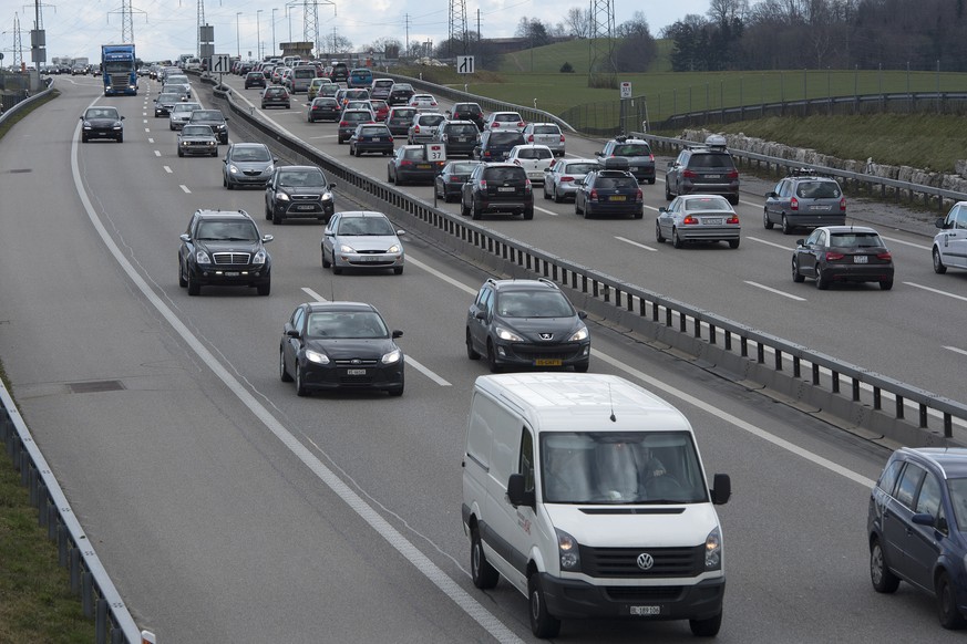 Verkehr macht Lärm, wie hier auf der A1.