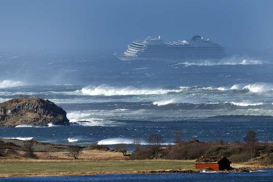 Die Viking Sky ist ein Kilometer vor der Küste in Seenot geraten: