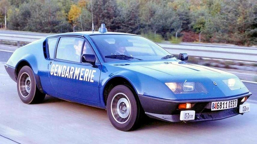 1980: Renault Alpine A310 du Gendarmerie 
https://eromi.xyz/sport/plus-puissantes-voitures-police-europe/
eromi.xyz