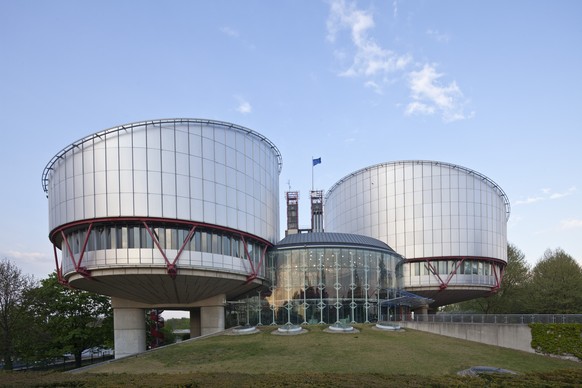 ARCHIVBILD ZUM URTEIL DES EUROPAEISCHEN GERICHTSHOFS FUER MENSCHENRECHTE GEGEN DIE SCHWEIZ IM FALL EINES AUSGESCHAFFTEN TAMILEN --
European Court of Human Rights, pictured on April 14, 2011, in Stras ...