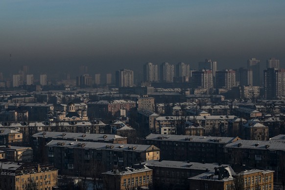 Kyiv suffers massive Russian attack Residential high-rise buildings are shrouded in smog following a Russian attack in Kyiv, Ukraine, on January 20, 2026. The Russian army attacked the Ukrainian capit ...