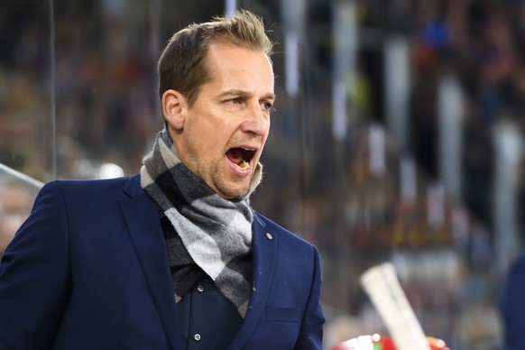 Biels Cheftrainer Antti Toermaenen spricht, beim Eishockey Meisterschaftsspiel der National League zwischen dem EHC Biel und den HC Ambri Piotta, am Freitag, 1. November 2019, in der Tissot Arena in B ...