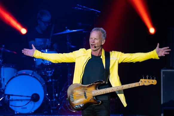 epa10111879 British musician Sting performs onstage during his Cap Roig Festival concert in Palafrugell (Girona), Spain, 08 August 2022. EFE/David Borrat EPA/David Borrat