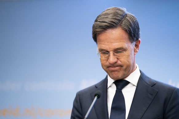 epa09412709 Dutch outgoing Prime Minister Mark Rutte speaks during a press conference about easing the coronavirus pandemic measures, in The Hague, The Nethrlands, 13 August 2021. EPA/BART MAAT