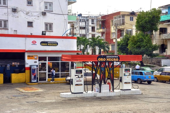 Havana, Cuba, February 3, 2010: Oro Negro (black gold) gas station in Havana, Cuba. xkwx Oro negro, gas station, petro, gas, fuel, service station, black gold, transportation, fossil fuel, Havana, Cub ...
