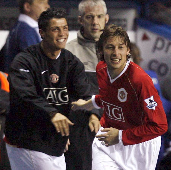 IMAGO / Sportimage

Gabriel Heinze (re.) und Cristiano Ronaldo (beide Manchester United) - Torjubel - EDITORIAL USE ONLY. No use with unauthorised audio, video, data, fixture lists, club/league logos  ...