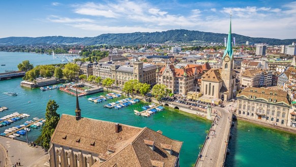 Sliderstory Höhenlage von Schweizer Orten Zürich