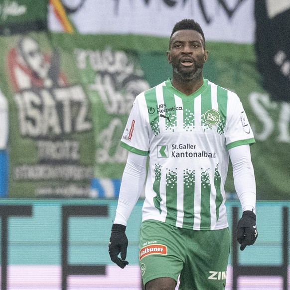 Jean-Pierre Nsame von St. Gallen beim Super League Meisterschaftsspiel zwischen dem FC Luzern und dem FC St. Gallen vom Sonntag, 2. Februar 2025 in Luzern. (KEYSTONE/Urs Flueeler)