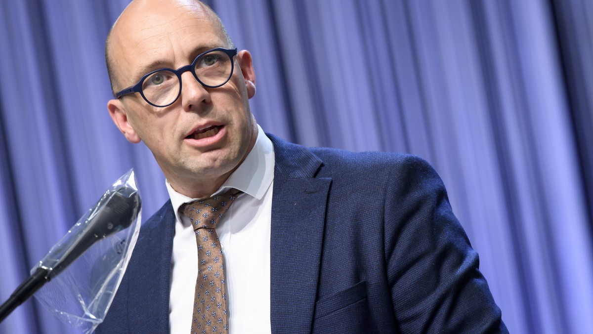 Stefan Mueller-Altermatt, CVP-SO, spricht waehrend der Sommersession der Eidgenoessischen Raete, am Mittwoch, 10. Juni 2020 im Nationalrat in einer Ausstellungshalle von Bernexpo in Bern. Damit das Pa ...
