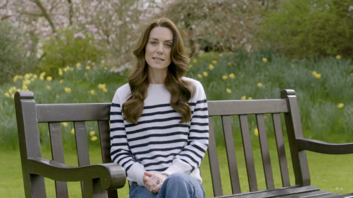 This grab taken from a video released by the BBC Studios on Friday March 22, 2024, shows Britain's Kate, the Princess of Wales recording her message announcing that following her abdominal surger ...