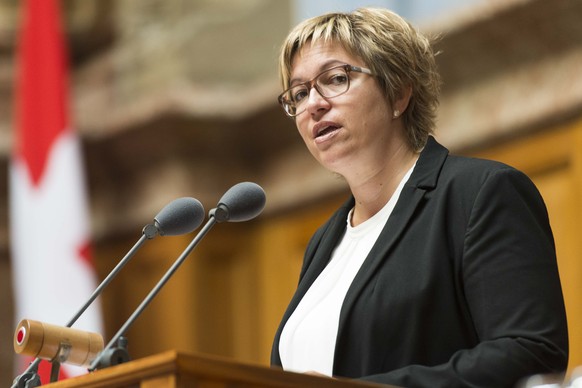 Valerie Piller Carrard, SP-FR, spricht an der Sommersession der Eidgenoessischen Raete, am Dienstag, 13. Juni 2017 im Nationalrat in Bern. (KEYSTONE/Thomas Delley)