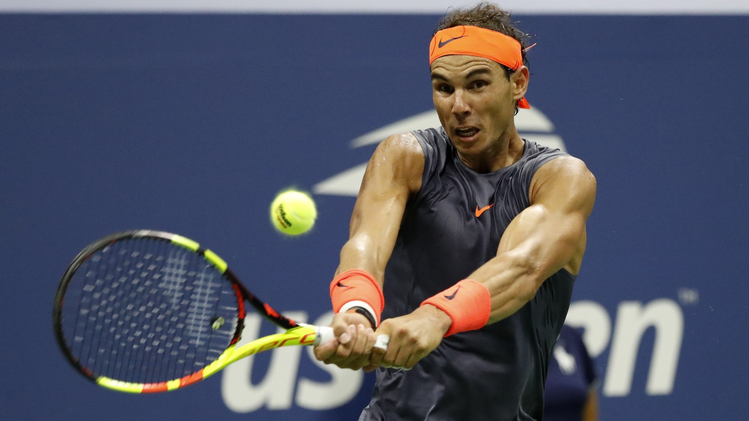 epa06997664 Rafael Nadal of Spain hits a return to Dominic Thiem of Austria during the ninth day of the US Open Tennis Championships the USTA National Tennis Center in Flushing Meadows, New York, USA, ...
