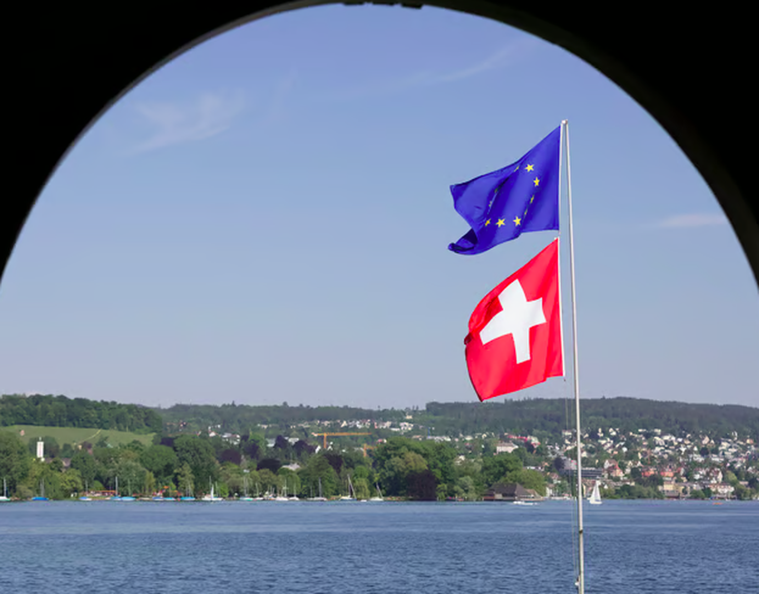 Das systematische Einholen von Strafregisterauszügen könnte die Beziehungen zwischen der EU und der Schweiz belasten.