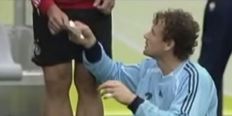 30.06.2006: Jens Lehmann hext Deutschland gegen Argentinien in den WM-Halbfinal – dank einem unnützen Spickzettel im Stulpen