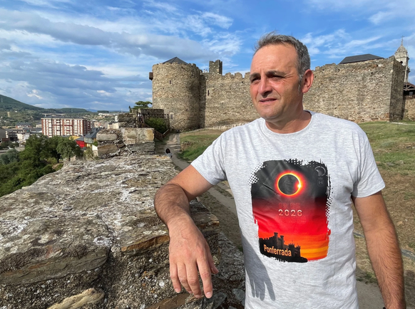 Sonnenfinsternis-Fan Antonio Galeote aus Ponferrada, Spanien.