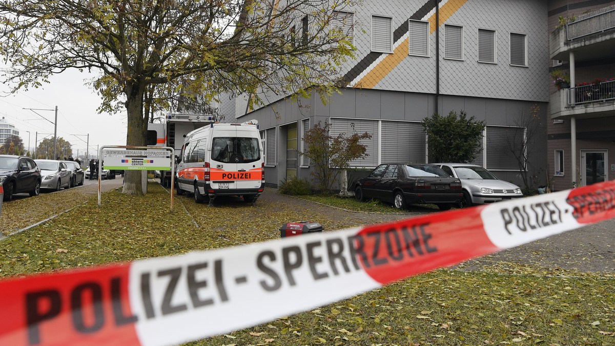 ARCHIVBILD ZUM AUFTAKT DES BERUFUNGSPROZESSES GEGEN BESCHULDIGTE DER EHEMALIGEN AN'NUR-MOSCHEE, AM MONTAG, 6. SEPTEMBER 2021 - Polizei-Razzia in der An'Nur-Moschee in Winterthur, am Mittwoch ...