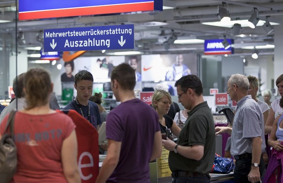 Rückerstattung der Mehrwertsteuer im Einkaufszentrum Lago in Konstanz.