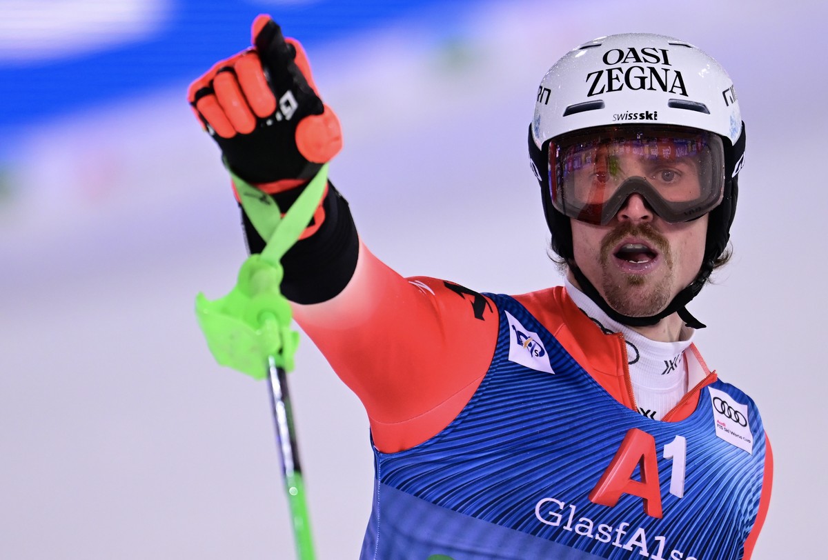 epa11101989 Marc Rochat of Switzerland reacts in the finish area during the second run of the Men's Slalom race at the FIS Alpine Skiing World Cup in Schladming, Austria, 24 January 2024. EPA/CHR ...
