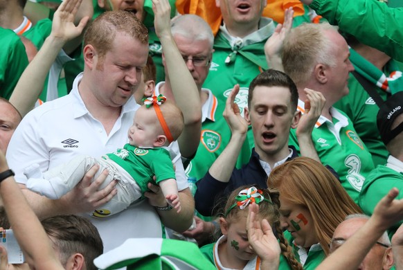 epa05362003 A very young Irish supporter before the UEFA EURO 2016 group E preliminary round match between Ireland and Sweden at Stade de France in Saint-Denis, France, 13 June 2016.

(RESTRICTIONS APPLY: For editorial news reporting purposes only. Not used for commercial or marketing purposes without prior written approval of UEFA. Images must appear as still images and must not emulate match action video footage. Photographs published in online publications (whether via the Internet or otherwise) shall have an interval of at least 20 seconds between the posting.)  EPA/ABEDIN TAHERKENAREH   EDITORIAL USE ONLY