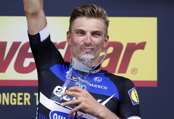 Marcel Kittel feiert seinen Etappensieg.