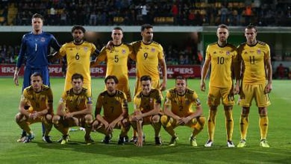 Gegen Moldawien 2017 stellten sich Ramsey und Bale etwas weiter weg.