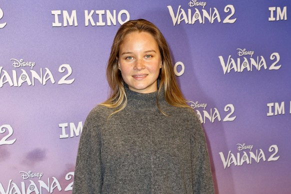Sonja Gerhardt bei der Vaiana 2 Film Premiere am 25.11.2024 in Berlin Vaiana 2 Filmpremiere in Berlin *** Sonja Gerhardt at the Vaiana 2 movie premiere on 25 11 2024 in Berlin Vaiana 2 movie premiere  ...