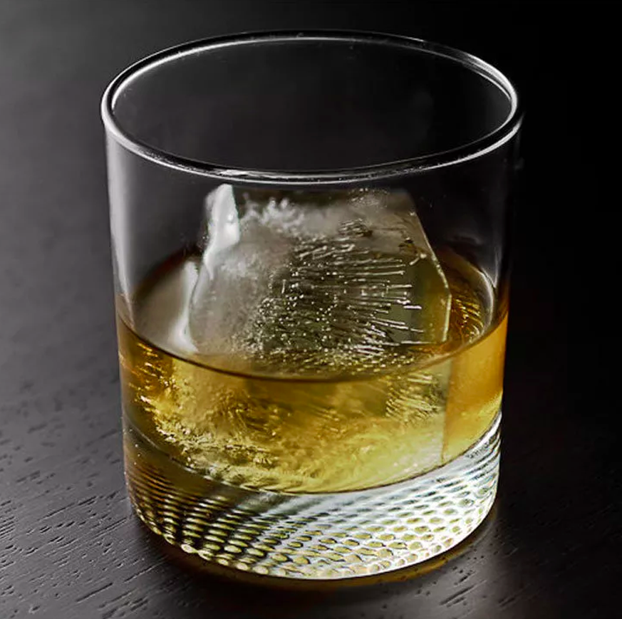 french connection cocktail brandy cognac trinken drinks alkohol https://www.liquor.com/recipes/french-connection/