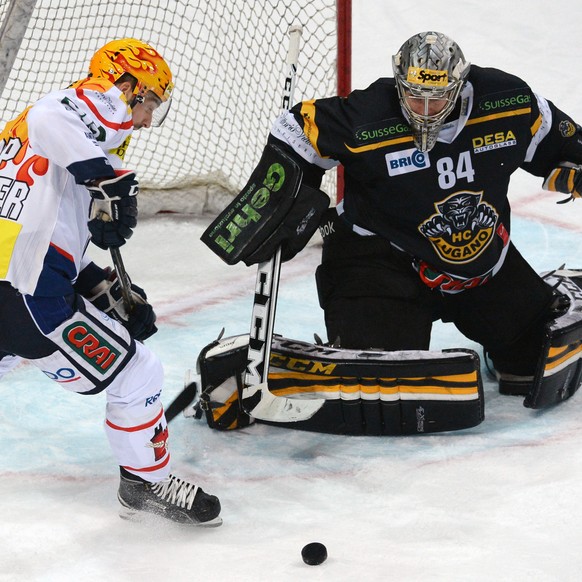 Manzato gegen Giroux im Tessiner Derby vom Januar 2015.