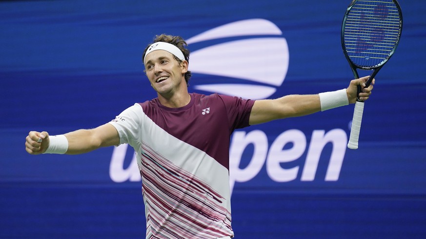 Casper Ruud, of Norway, reacts after defeating Matteo Berrettini, of Italy, during the quarterfinals of the U.S. Open tennis championships, Tuesday, Sept. 6, 2022, in New York. (AP Photo/Seth Wenig)
