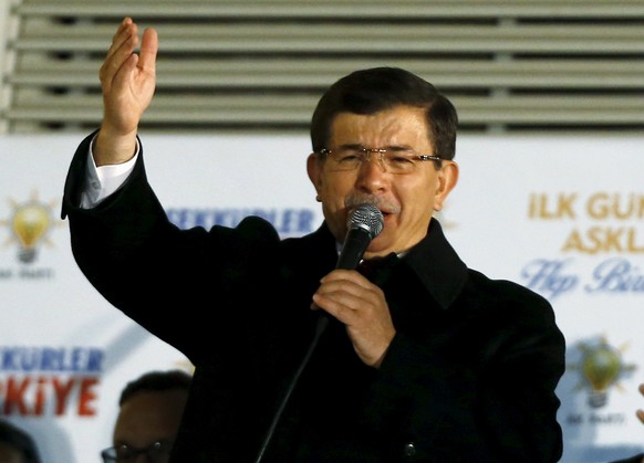 AKP-Chef Ahmet Davutoglu strebt eine neue Verfassung an.&nbsp;<br data-editable="remove">