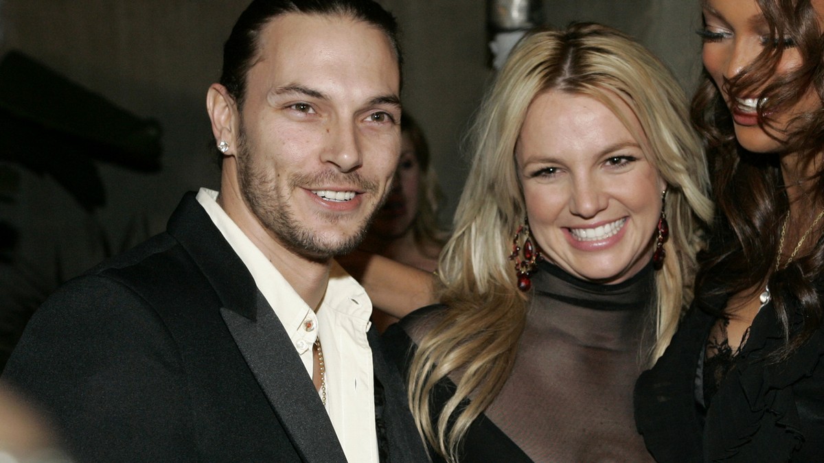 Kevin Federline, left, Britney Spears, center, and supermodel Tyra Banks pose together as they arrive for the LG Mariah Carey and Jermaine Dupri Post Grammy Party at a private residence Wednesday, Feb ...
