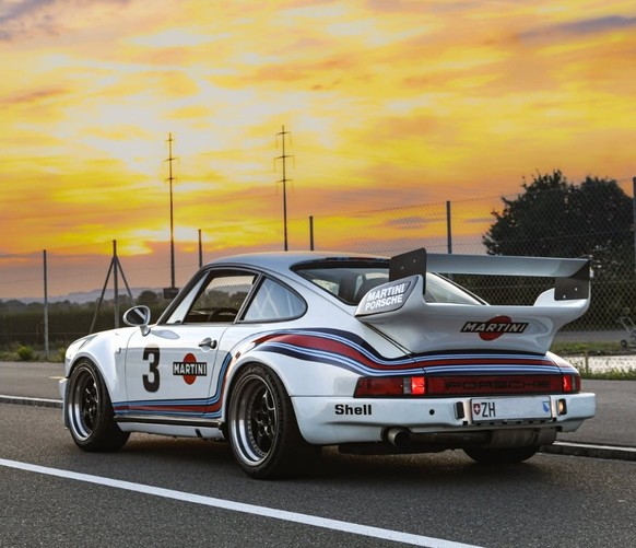 930 Turbo in the sunset never gets old

https://www.instagram.com/cars_in_zurich/
