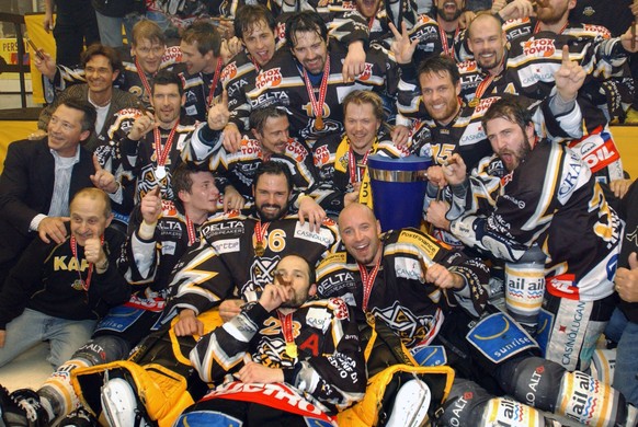 ARCHIVBILD --- ZUM START DES FINALS DER SCHWEIZER EISHOCKEY PLAYOFFS ZWISCHEN DEN ZSC LIONS UND DEM HC LUGANO AM DONNERSTAG, 12. APRIL 2018, STELLEN WIR IHNEN FOLGENDES BILDMATERIAL ZUR VERFUEGUNG --- ...