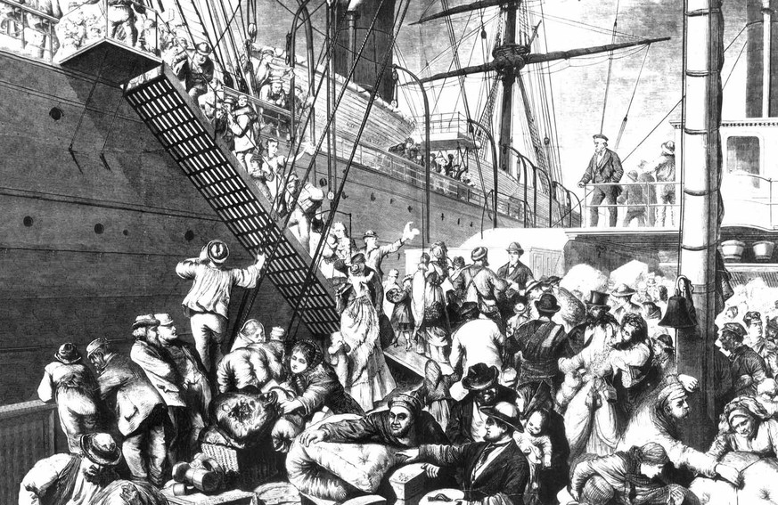 Deutsche Emigranten betreten ein Dampfschiff in Hamburg mit Kurs auf New York, ca. 1850. 