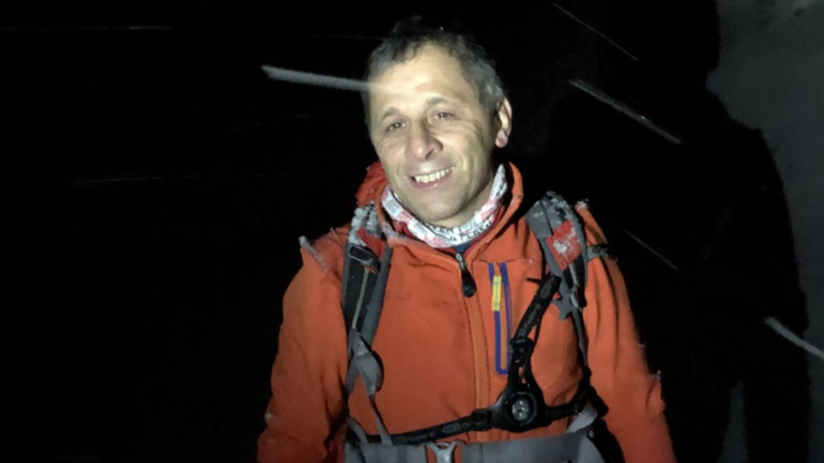 Didier Kalbfuss après un de ses innombrables défis, le visage marqué par la fatigue.