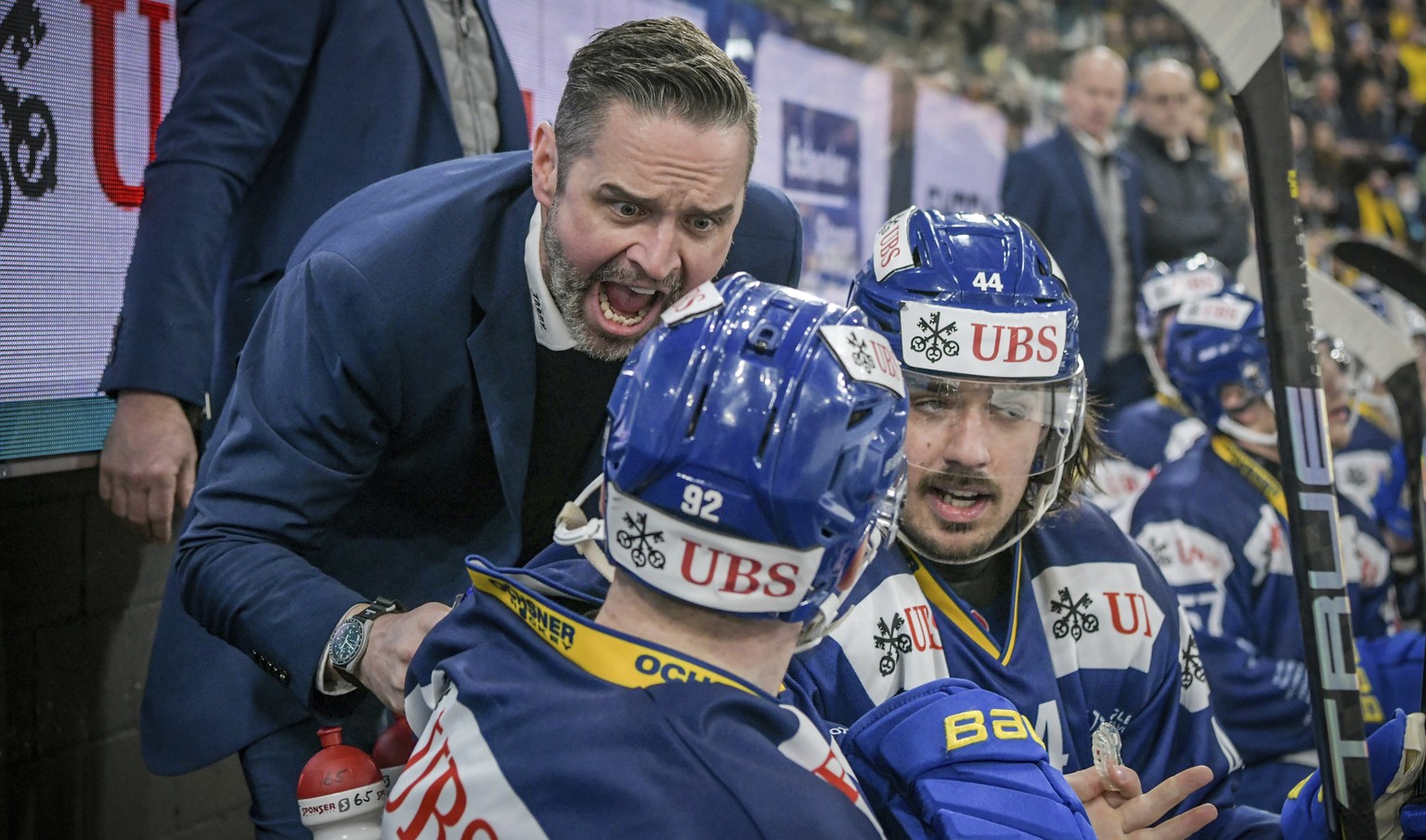 Davos&#039; head coach Josh Holden and Davos&#039; Tomas Jurco during the game between HC Davos from Switzerland and HC Dynamo Pardubice from Czech Republic at the Final of the 95th Spengler Cup ice h ...