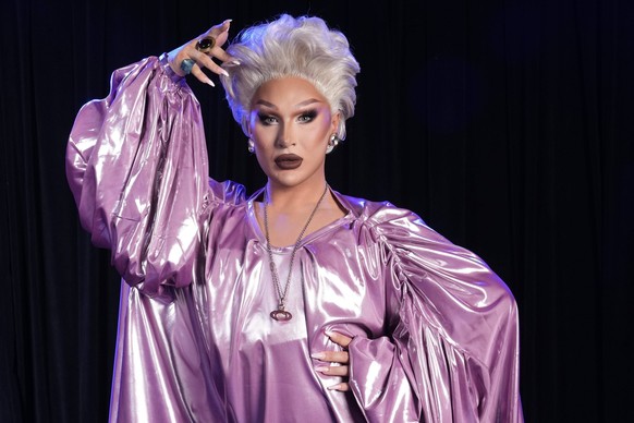 Syndication: USA TODAY, If I could do Snatch Game again, I ve always had Jennifer Coolidge in the back of my head and I still don t know why I haven t done it, says The Vivienne, pictured. Xxx Ru Paul ...