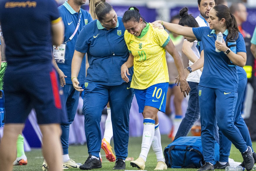 Marta leaves field after receiving straight red card for dangerous play during the women s football match between Brazil and Spain at the Olympic Games, Olympische Spiele, Olympia, OS Paris 2024 at St ...