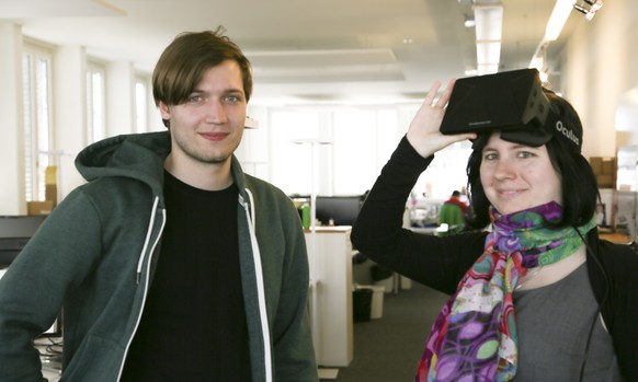 Auch Schweizer Entwickler wie&nbsp;Sebastian Tobler und Janina Woods von Ateo programmieren bereits Spiele für die Oculus Rift.