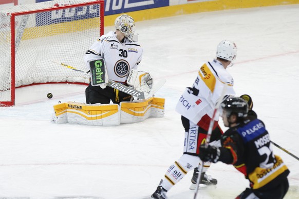 Immer für einen Patzer gut: Lugano-Keeper Elvis&nbsp;Merzlikins.