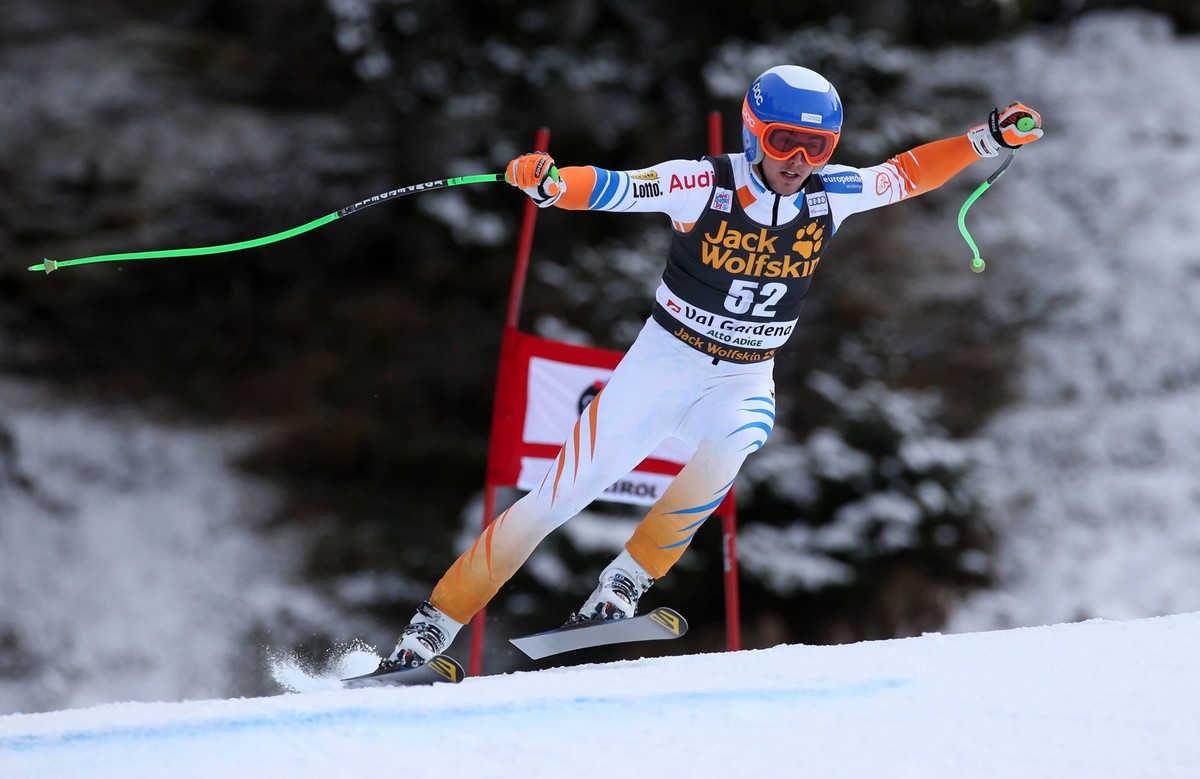 ALPINE SKIING - FIS WC Val Gardena VAL GARDENA,ITALY,17.DEC.14 - ALPINE SKIING - FIS World Cup, downhill men, training. Image shows Marvin Van Heek (NED). PUBLICATIONxINxGERxHUNxONLY

Alpine Skiing  ...