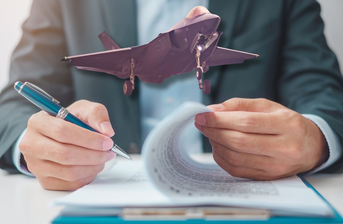Qui a vraiment lu les contrats concernant les F-35?