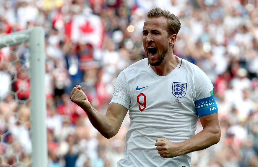 epaselect epa06835775 Harry Kane of England reacts after scoring the 2-0 during the FIFA World Cup 2018 group G preliminary round soccer match between England and Panama in Nizhny Novgorod, Russia, 24 ...